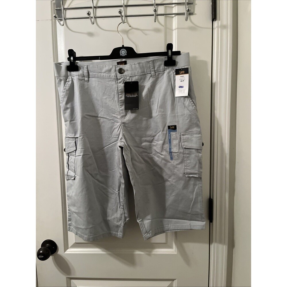 Lee Flex-To-Go Skimmer Capri Pants Womens 18 Petite Summer Haze Cargo Pants
